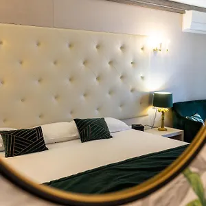 le-fouquets.fr-provencehotel.com/